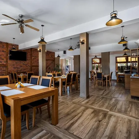 California Jantar Bed & Breakfast 3*